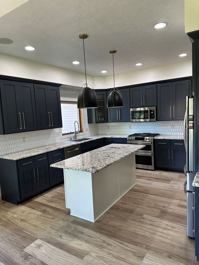 Kitchen cabinets drawers