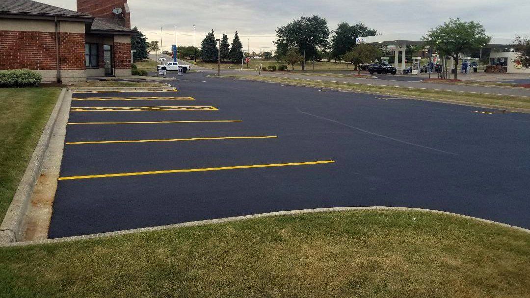 Asphalt installation