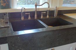 Black marble kitchen sink