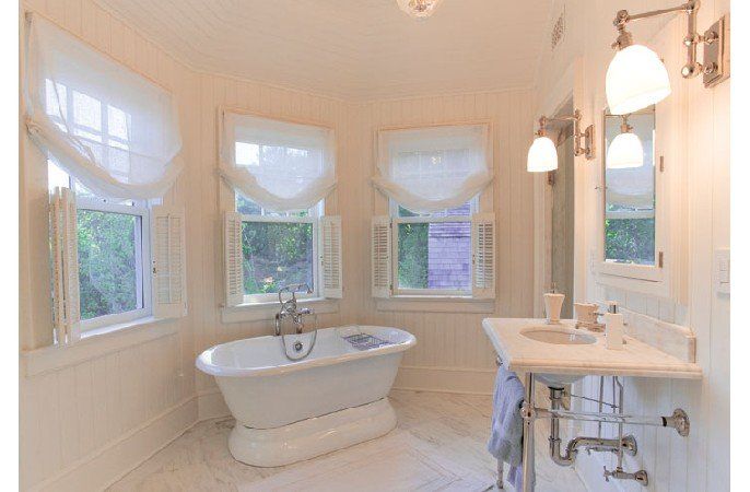 Fithian Lane Guest Bath