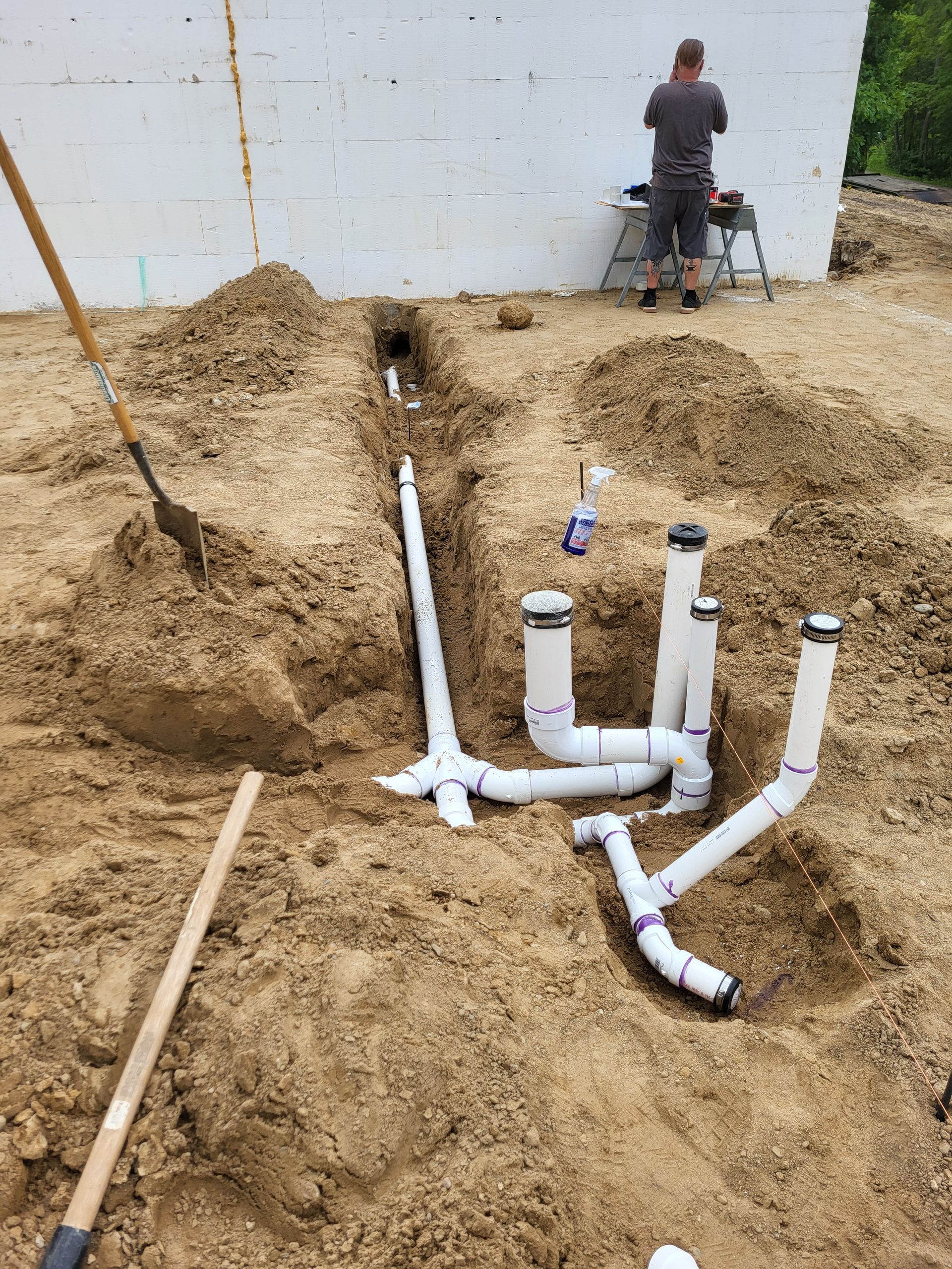 image with piping showing