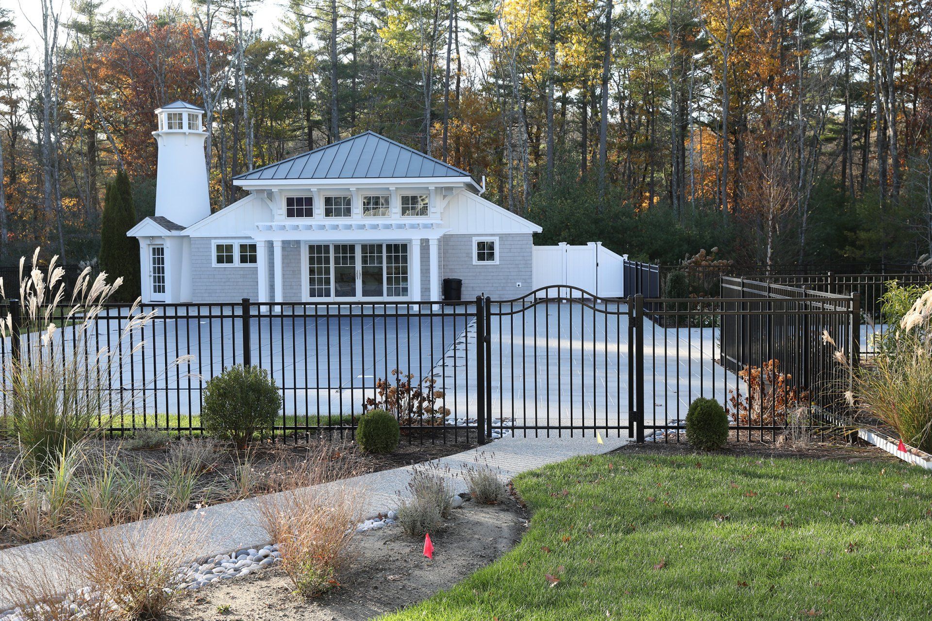 Aluminum Fence Installation photo gallery