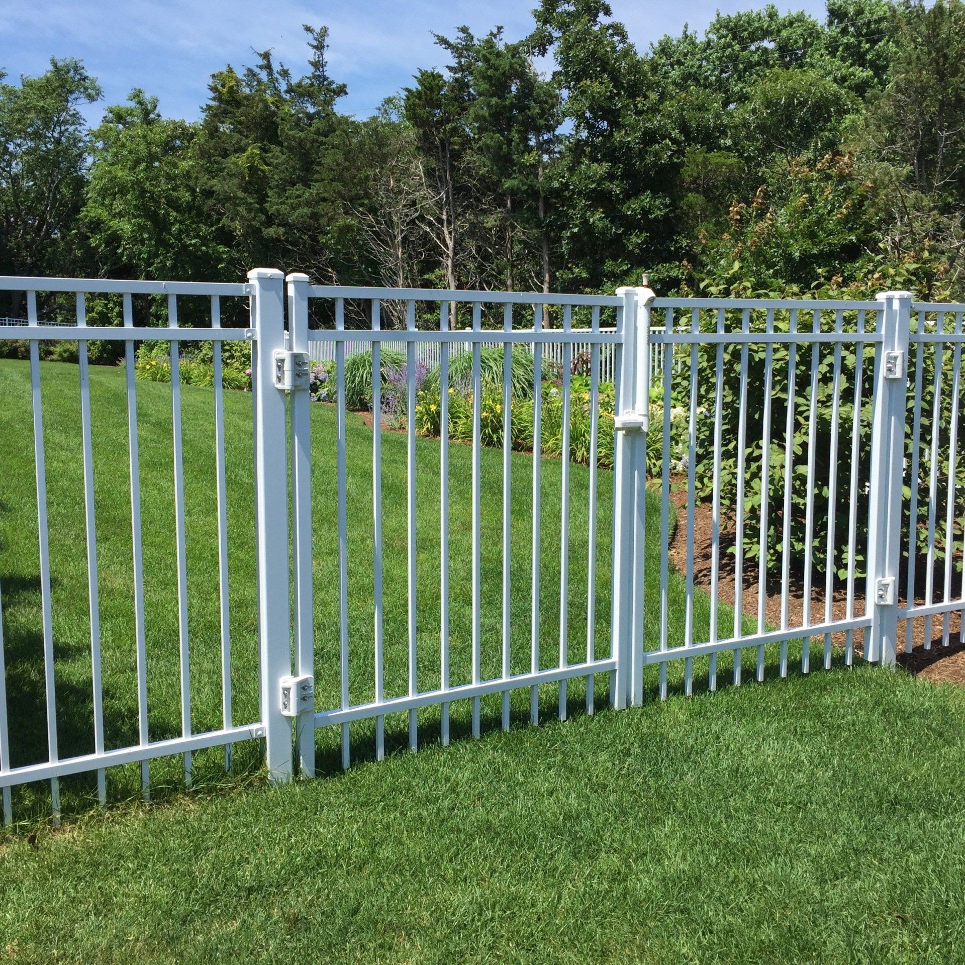 Aluminum Fence Installation photo gallery