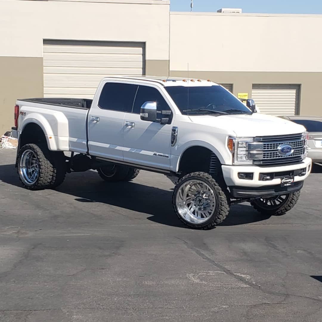 Automotive Tinting Services