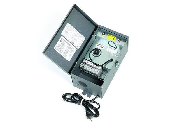 300 Watt Multitap Magnetic Transformer