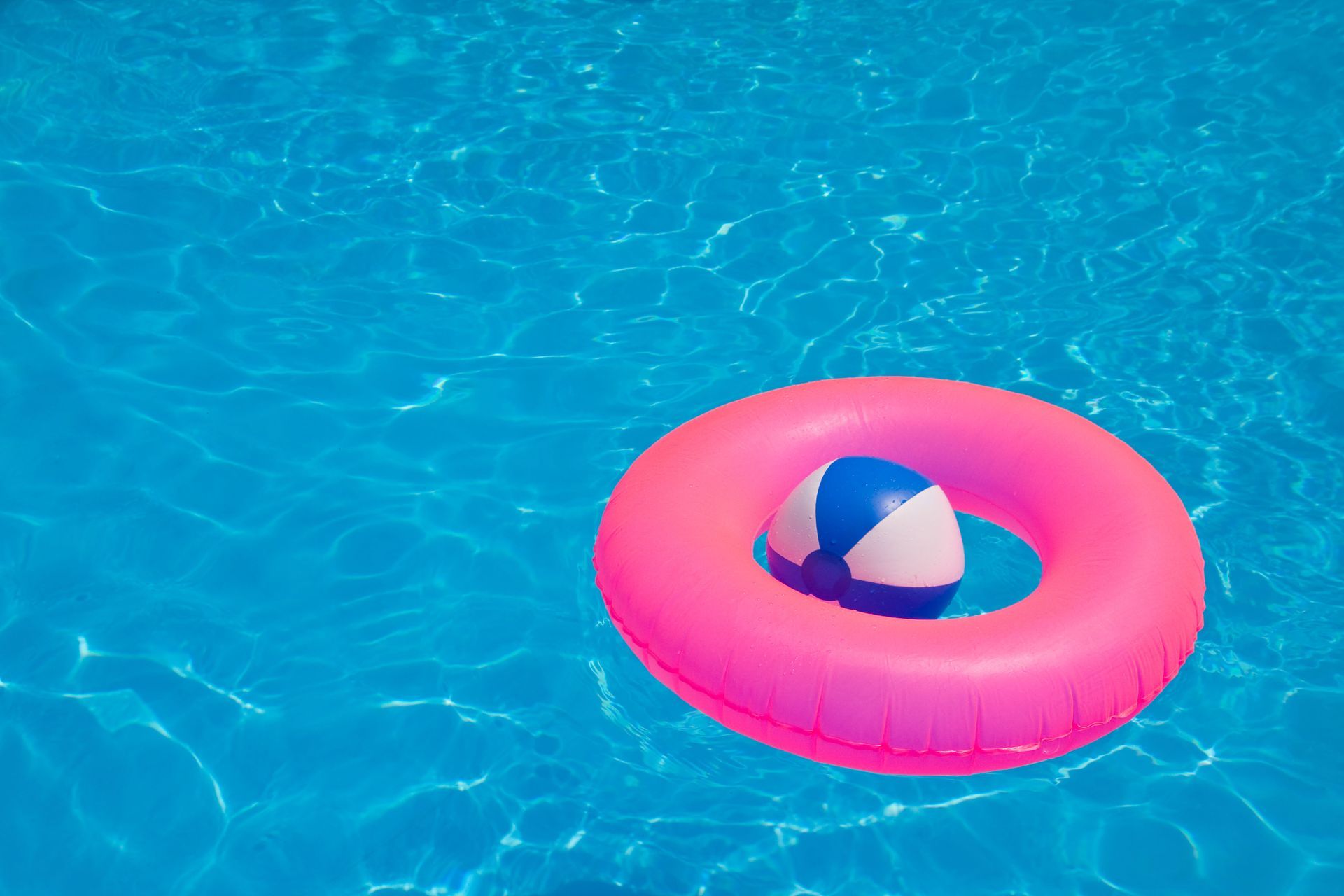 5 Ways a Pool Can Improve Your Life