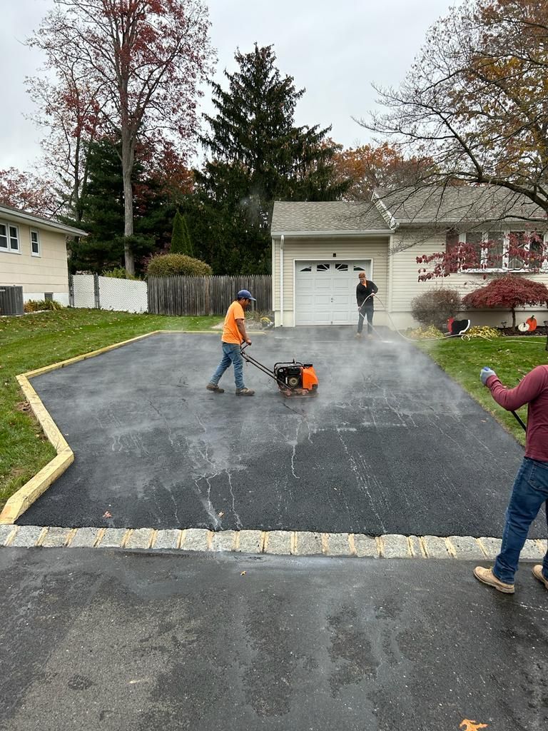 Ongoing asphalt driveway