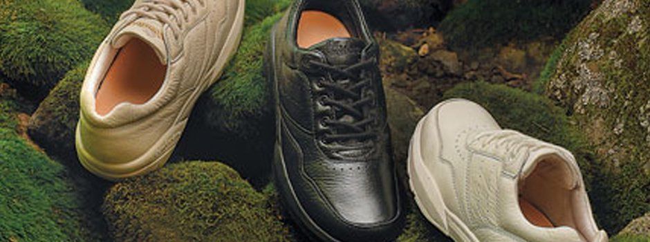 Athletic diabetic shoes