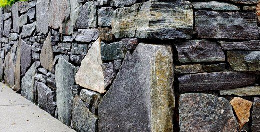 Flagstone as a retaining wall