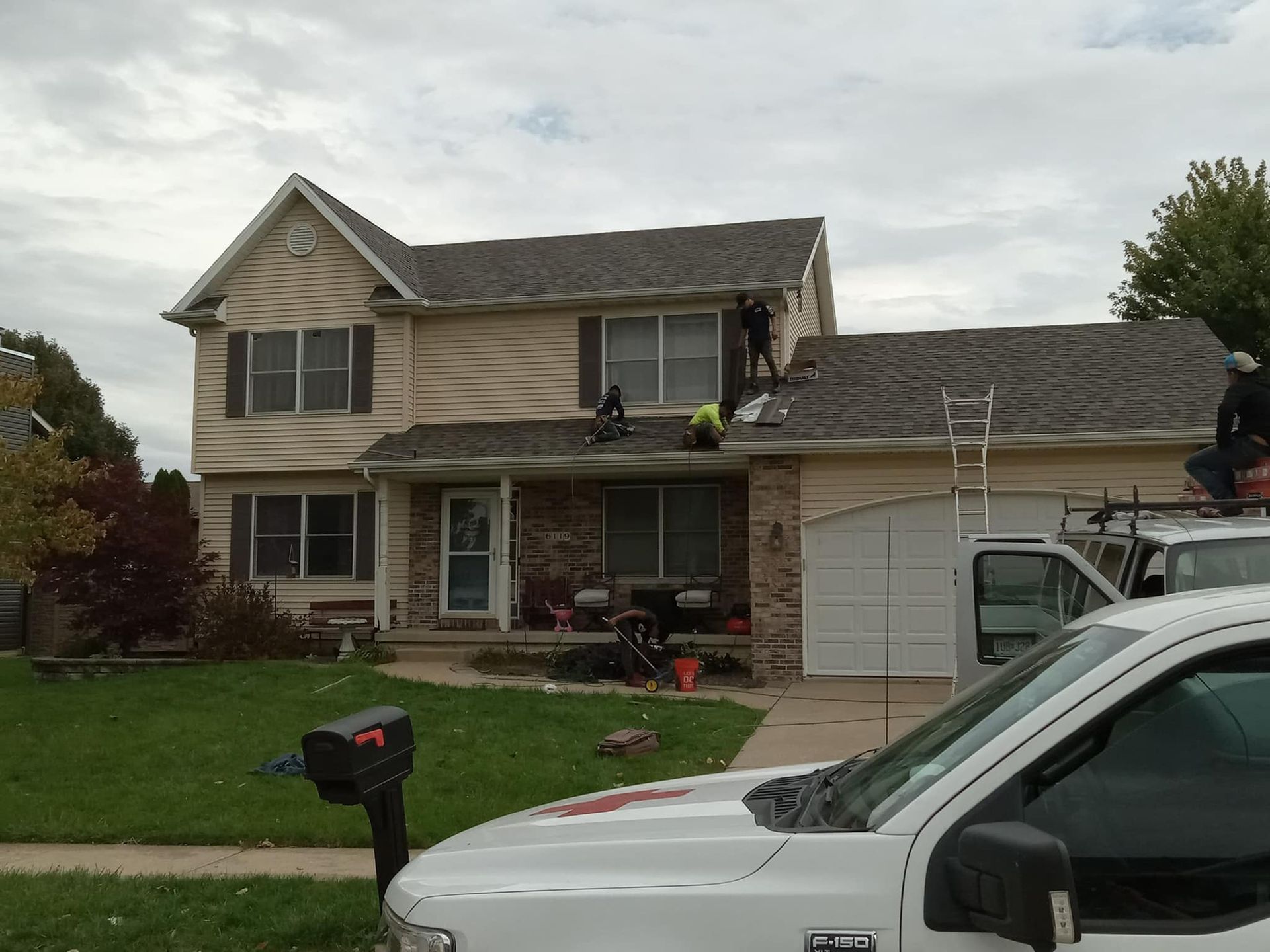 Roof installation services