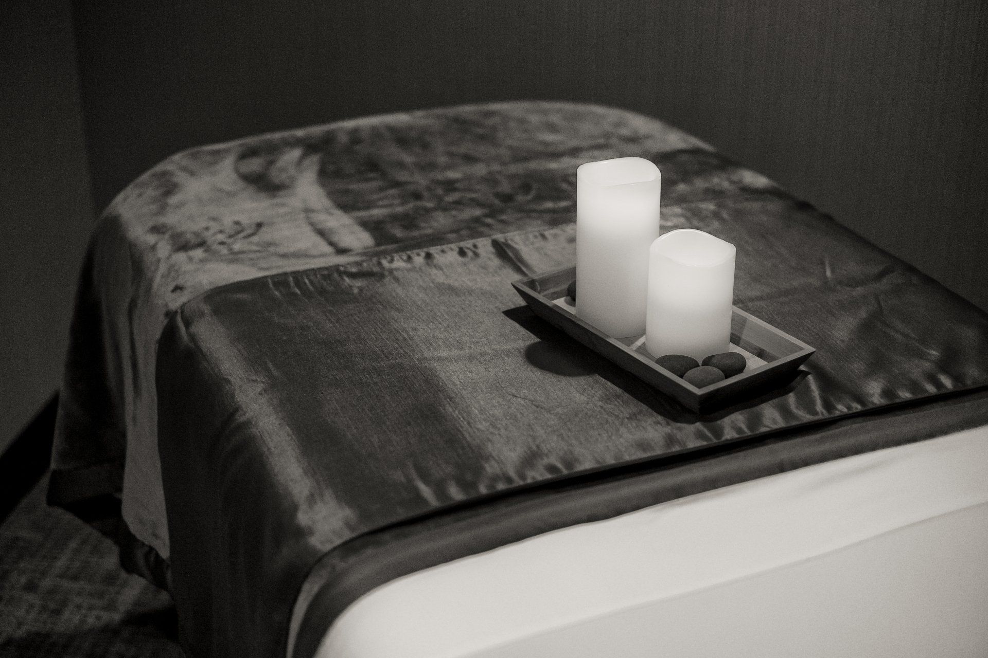 Affiniti Salon spa bed