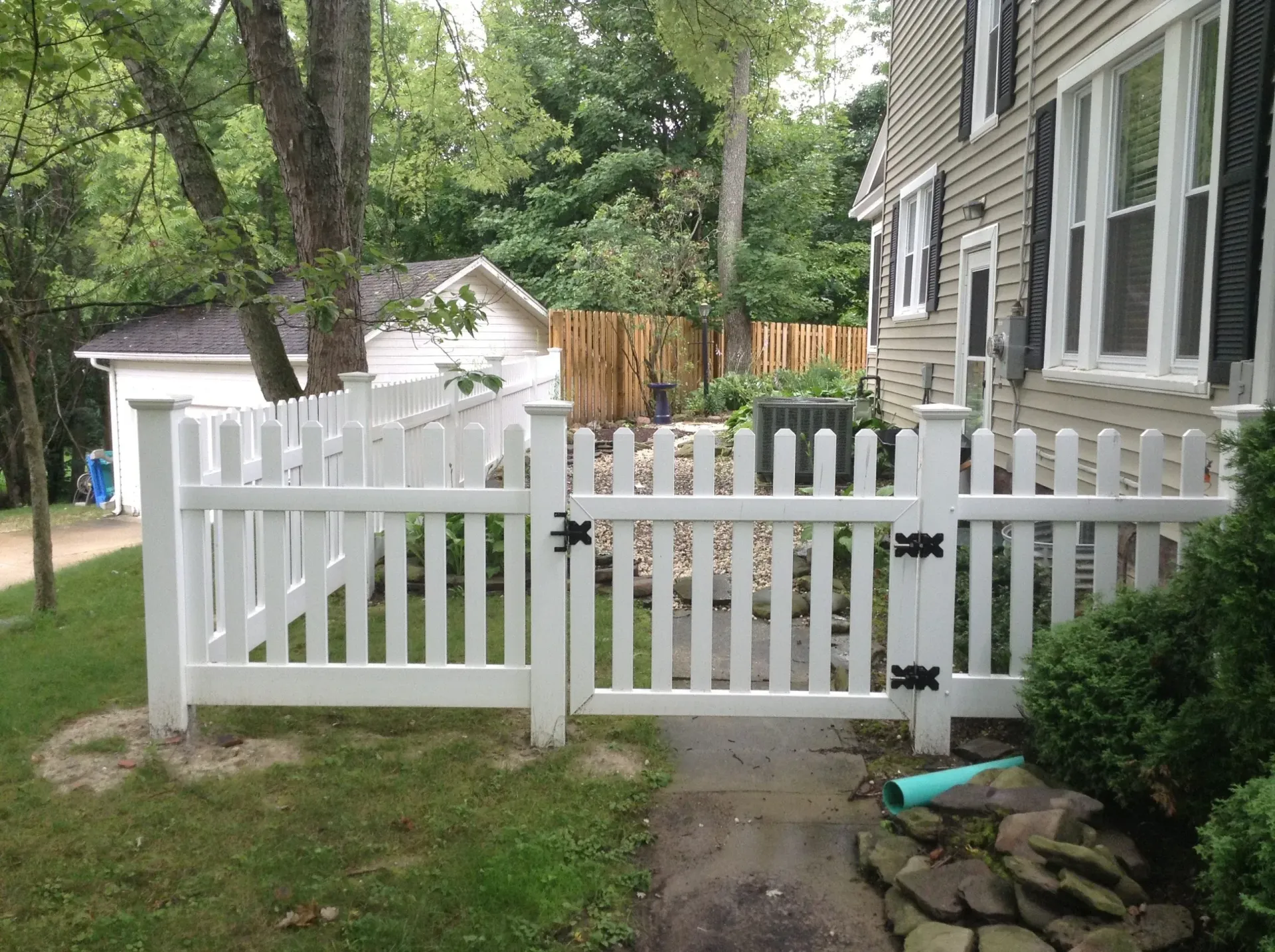 Vinyl fence installation