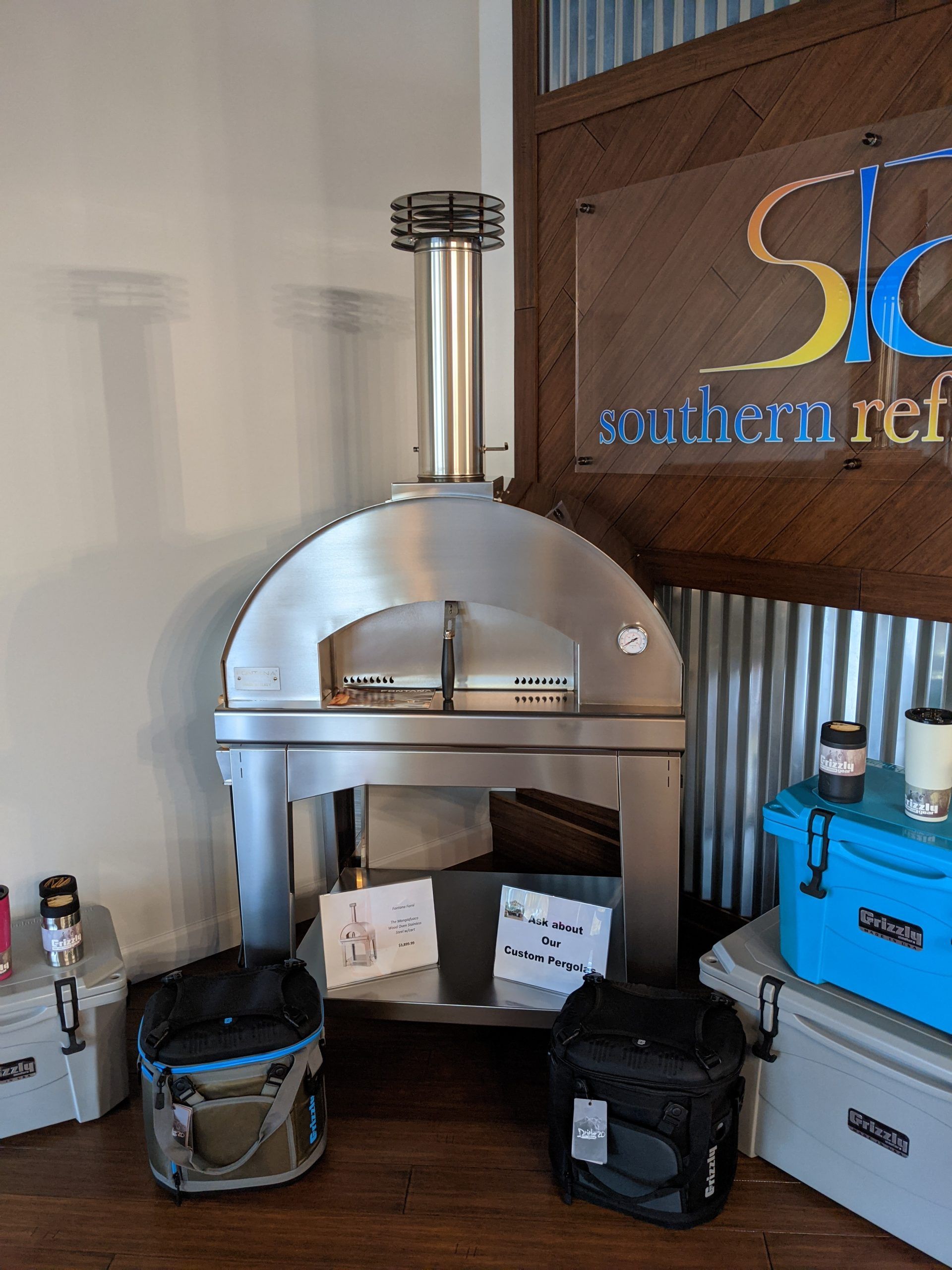 Southern Reflection Pool & Outdoor Living LLC products