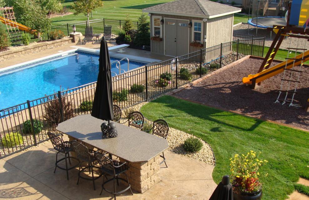 Klinnert pool and patio