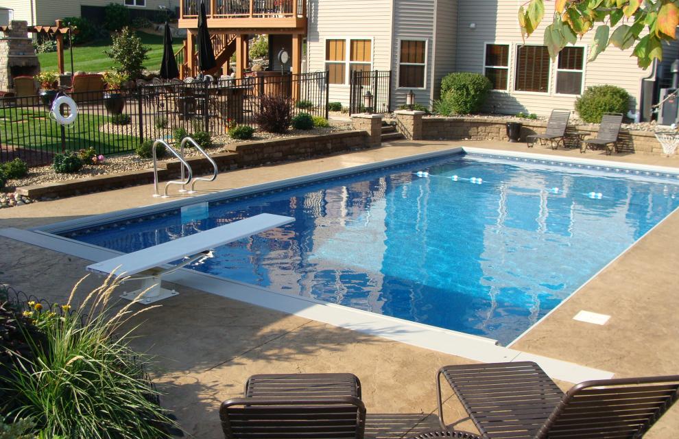 Klinnert pool and patio