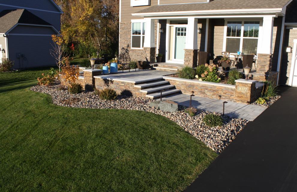 Lee residence landscaping