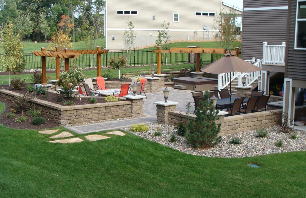 Lee residence landscaping