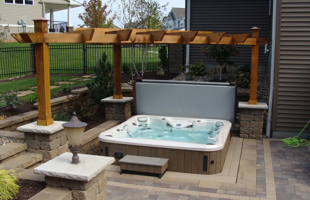 Lee residence landscaping