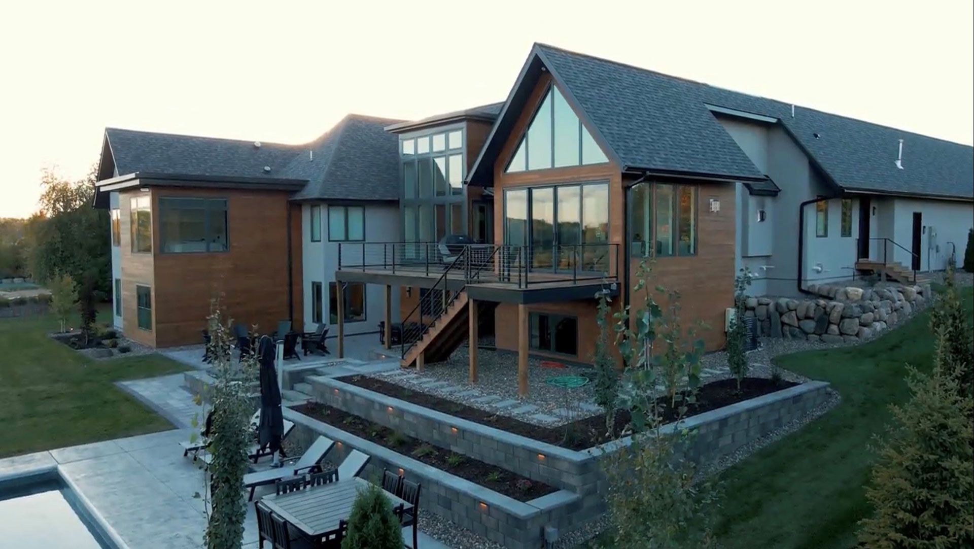 beautiful landscaping in Cress View Estates