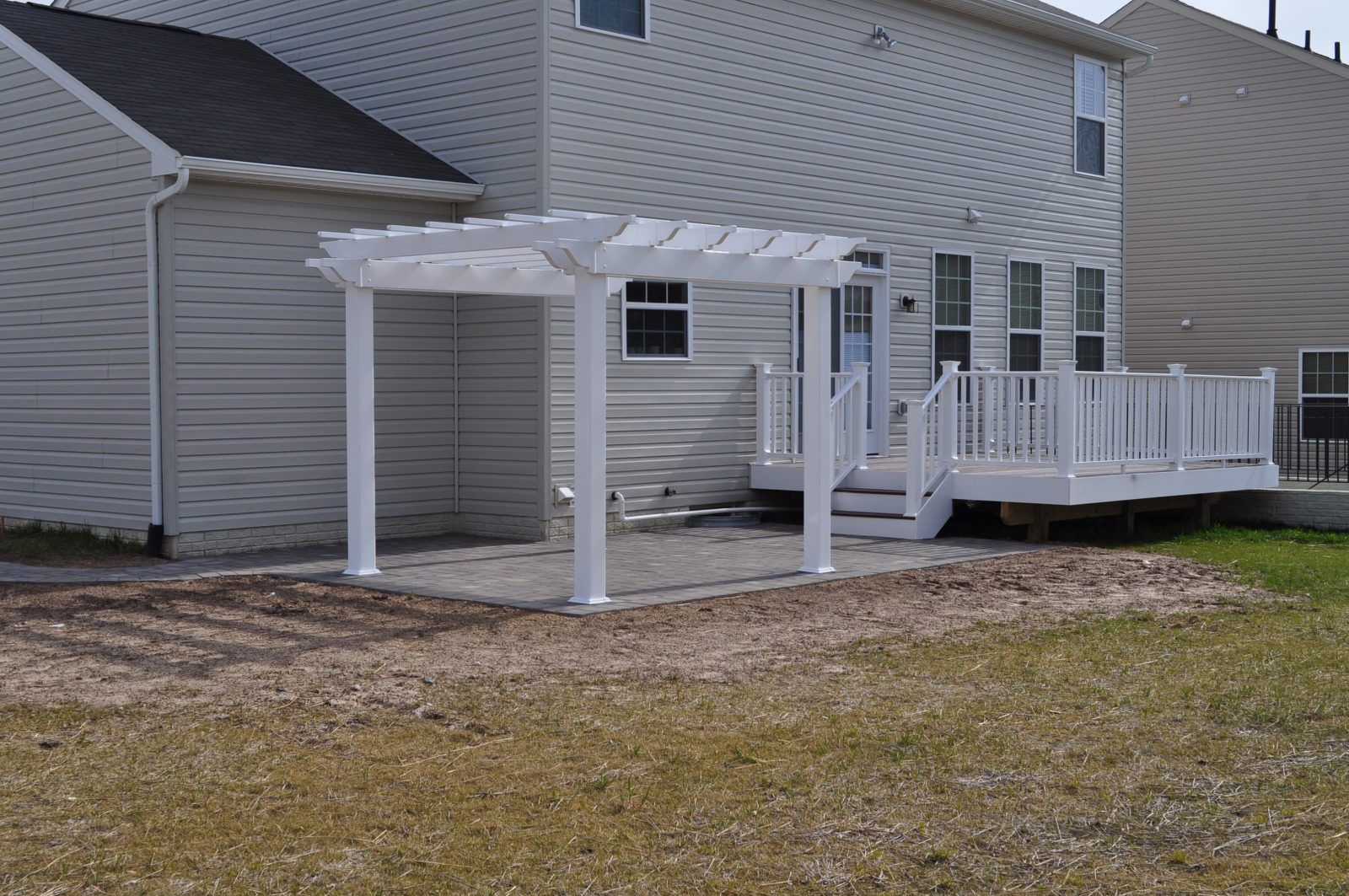 Outdoor structure