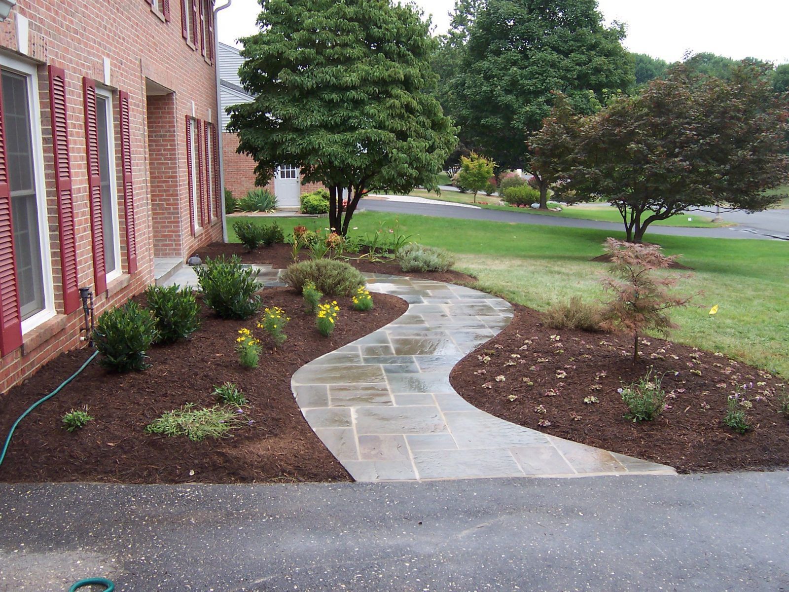 Landscaping and hardscaping services