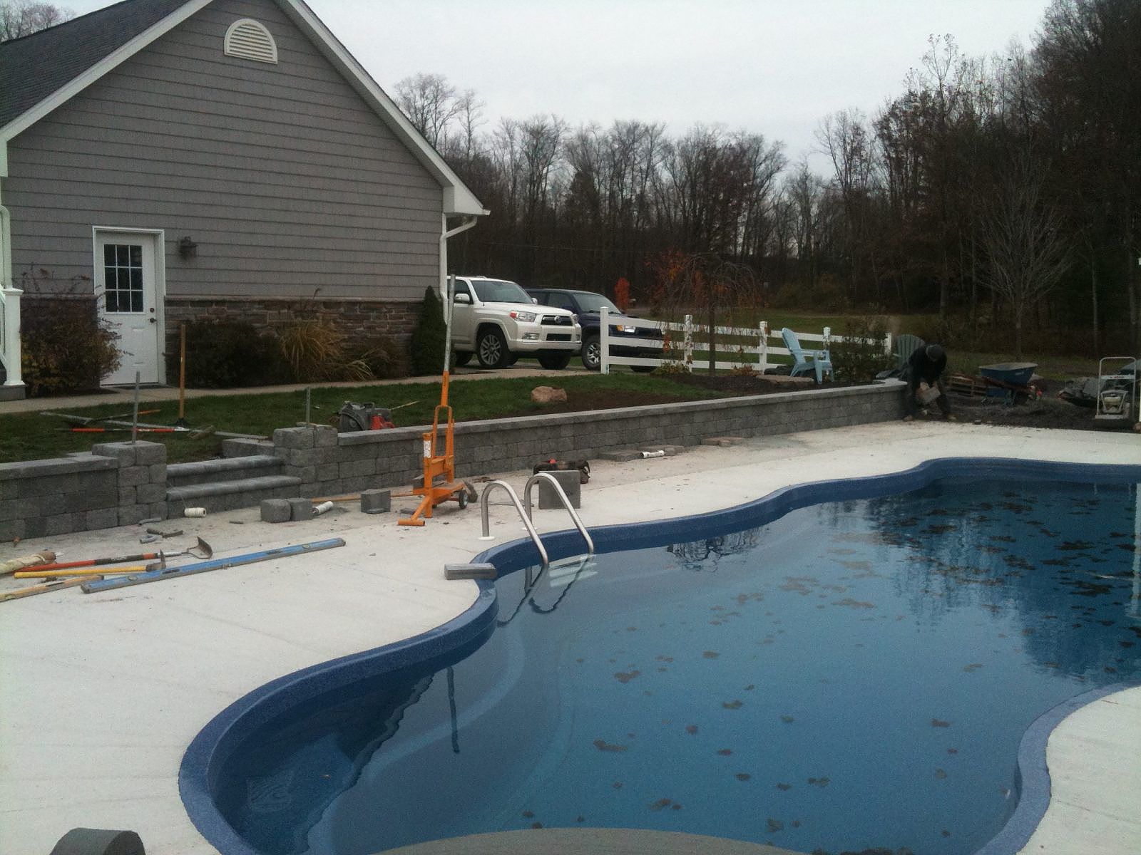 Swimming pool design and installation services