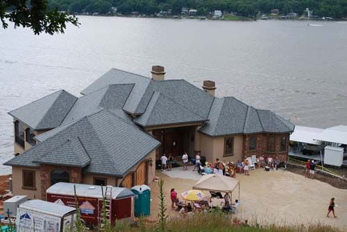 Residential and Commercial Roofing Projects