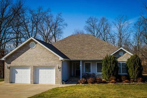 Residential and Commercial Roofing Projects