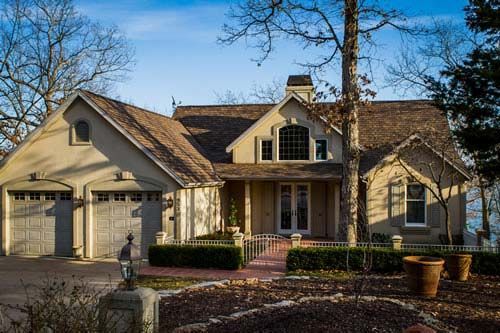 Residential and Commercial Roofing Projects