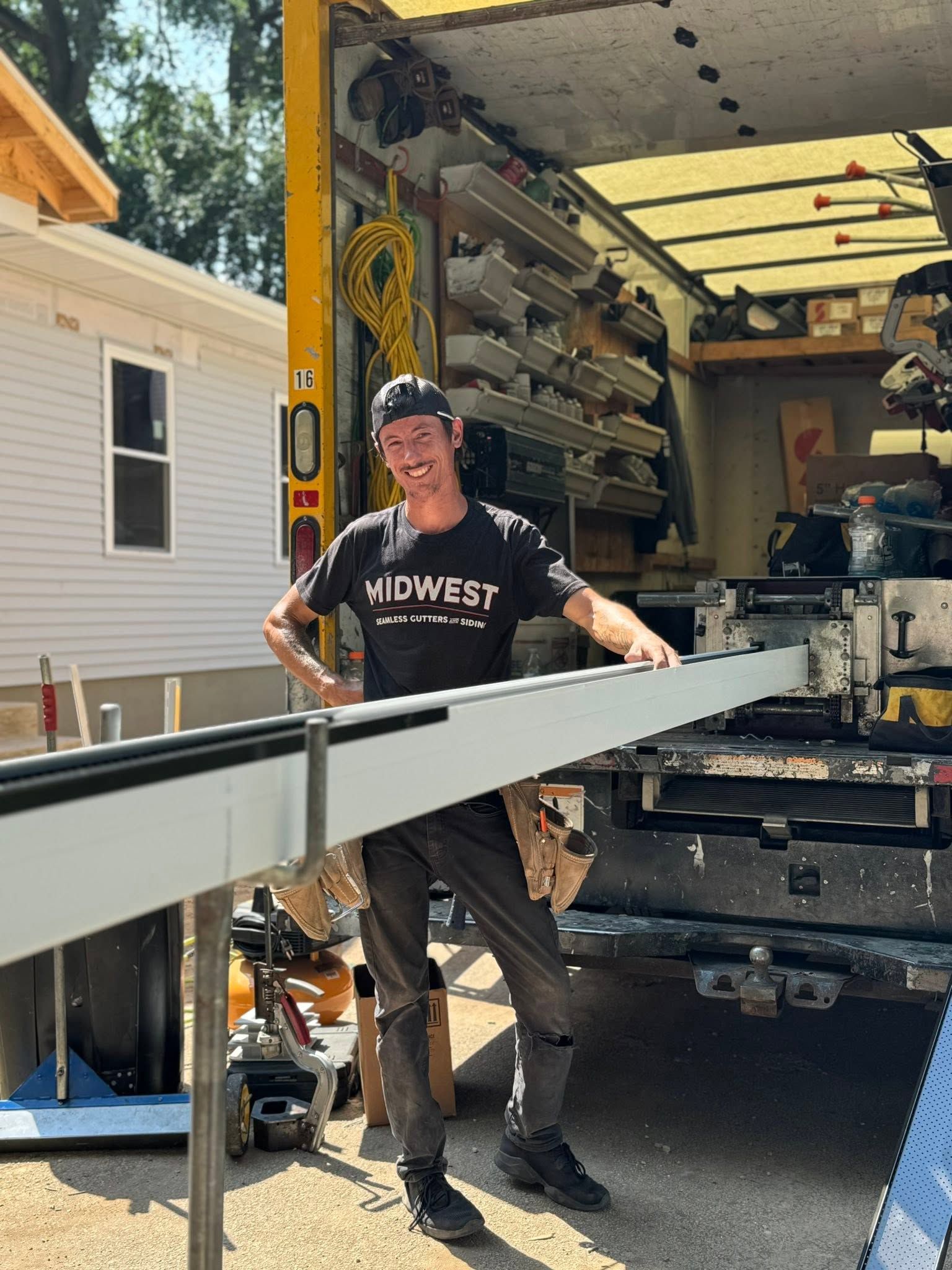 Gutters & Gutter Leaf Guards | Rockford, IL | Midwest Seamless Gutters & Siding