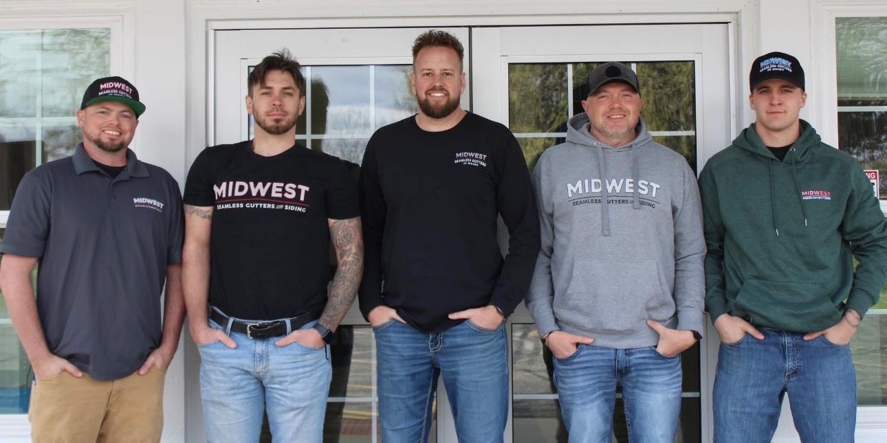 Gutters & Gutter Leaf Guards | Rockord, IL | Midwest Seamless Gutters & Siding