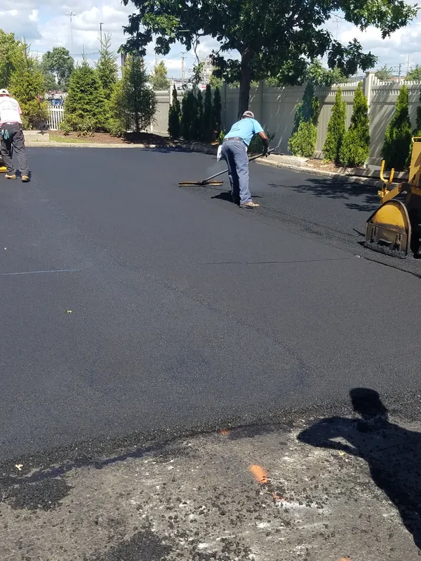 asphalt paving