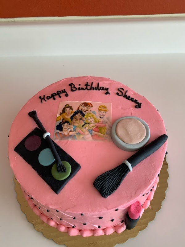 Disney princess cake