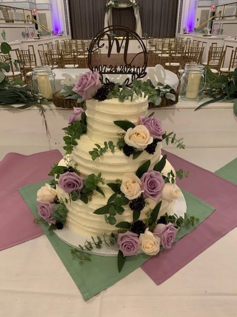 Neutrals 3 tier wedding