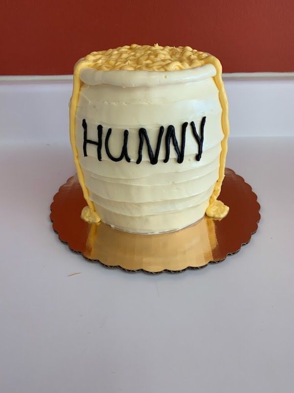 Pot of hunny cake