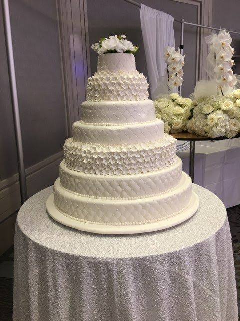 White wedding cake