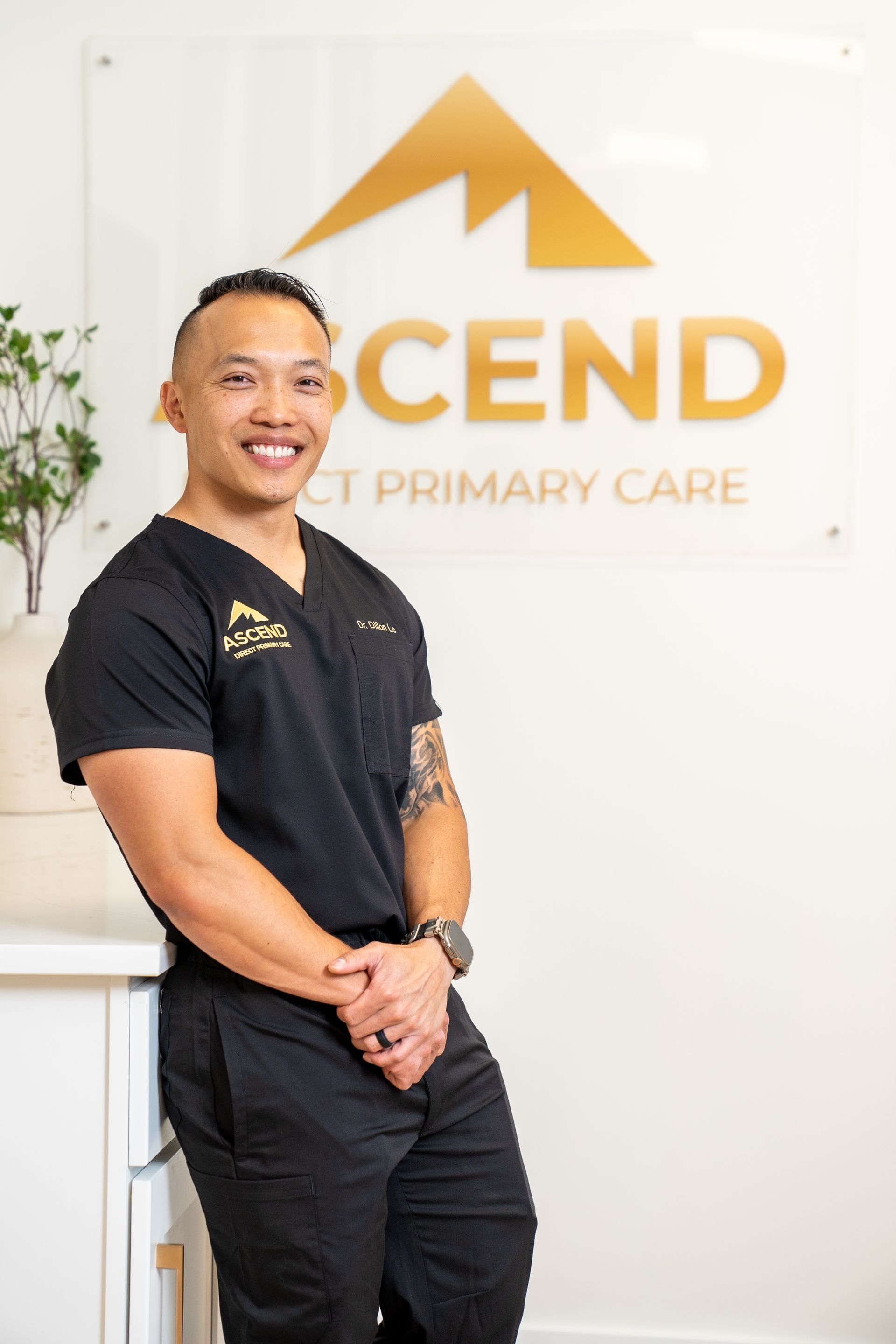 Dr. Dillon Le, MD