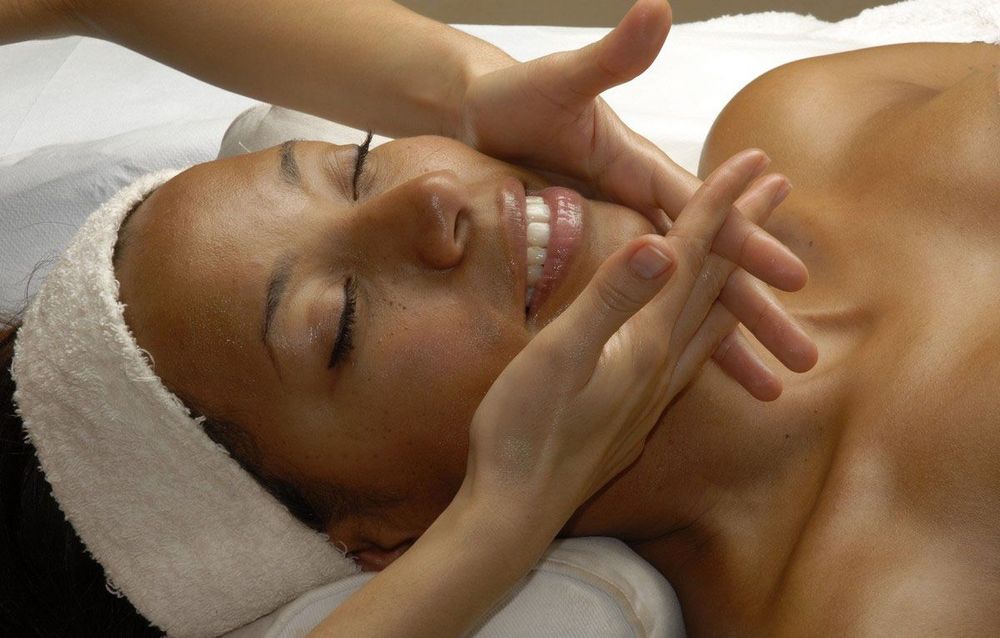 Mia's Salon & Med Spa Coppell