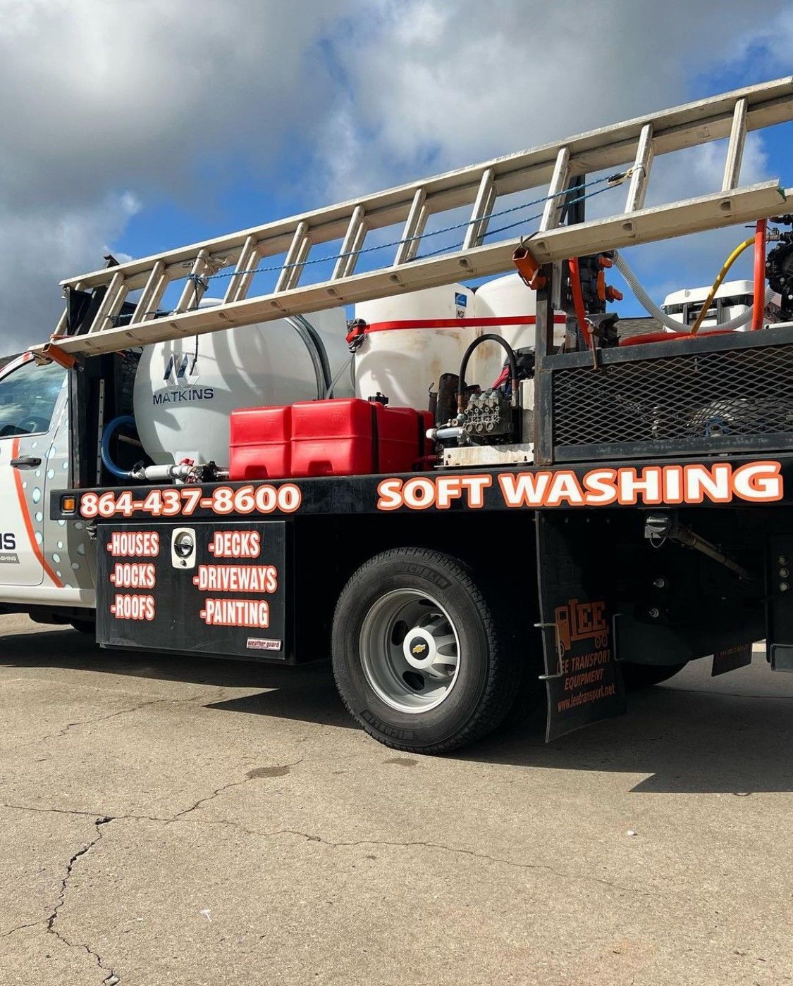 Pressure washing services