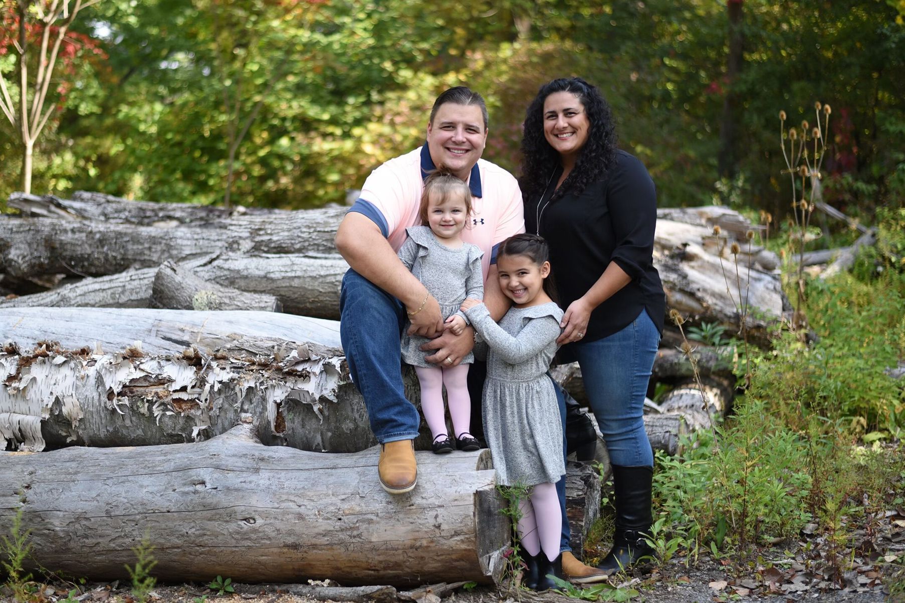 Edges Unlimited owners Jeremy and Ilma Hills and their two daughters.