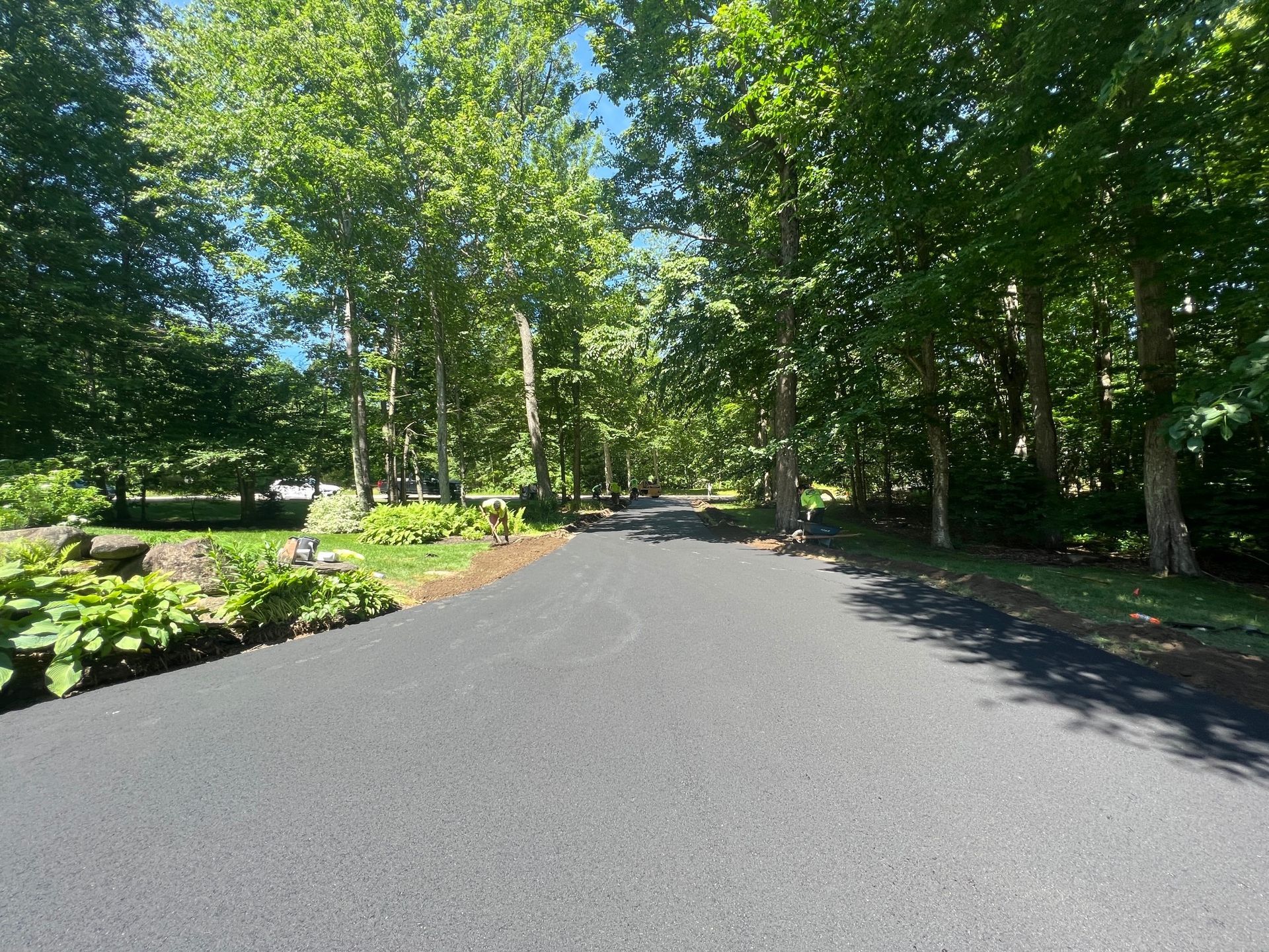 Driveway asphalt paving