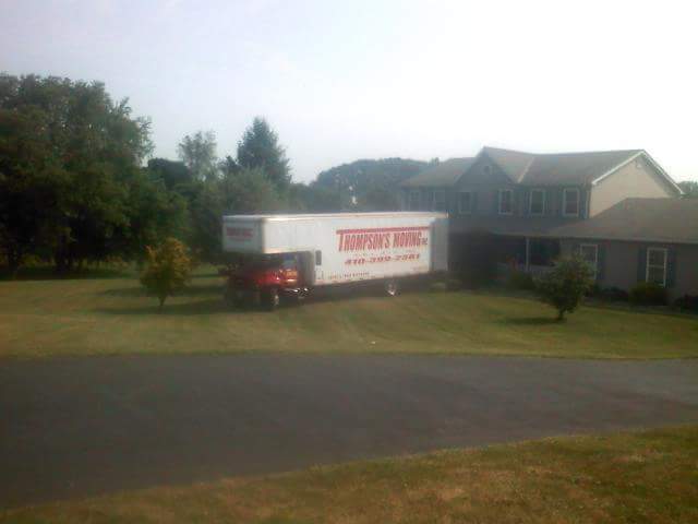 Moving truck