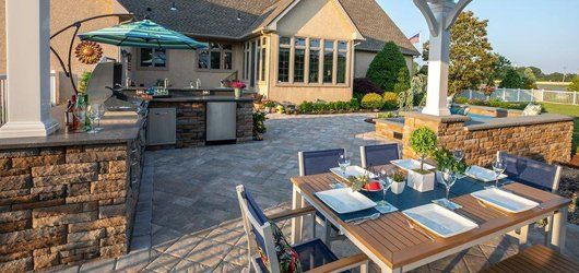 Outdoor kitchen