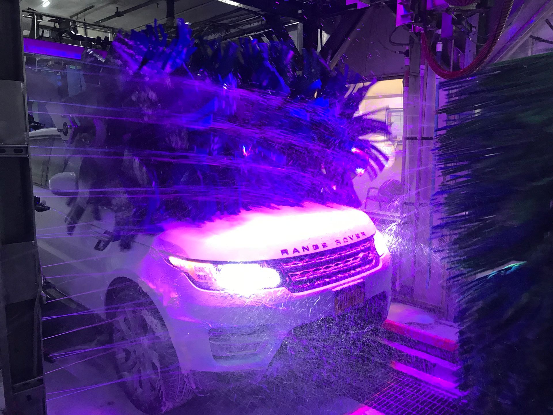 car wash triple foam purple lights white landrover