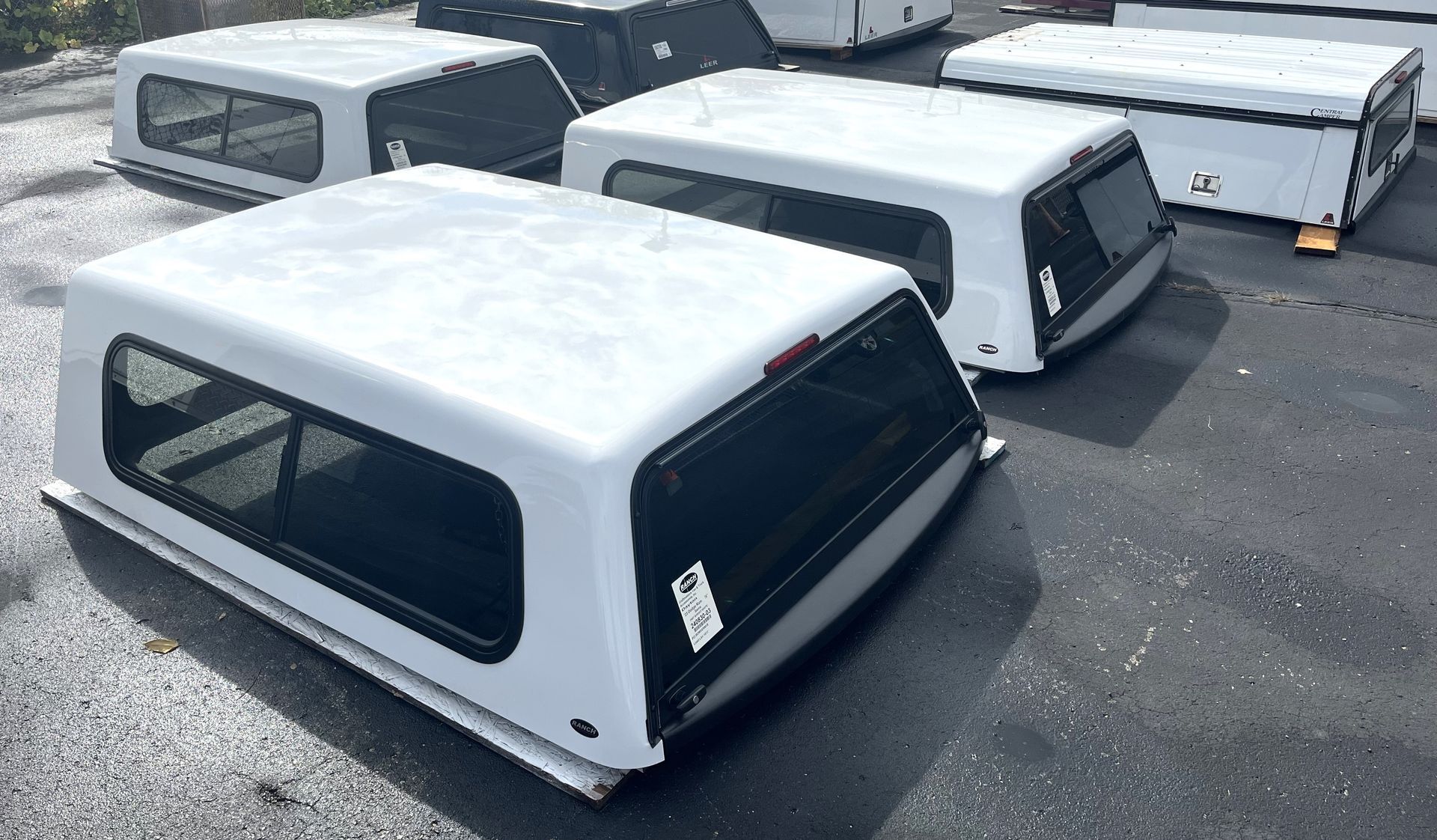 2019+ RAM 1500 New body style 6.4ft bed (No RAMBOX ) Ranch fiberglass truck cap for sale