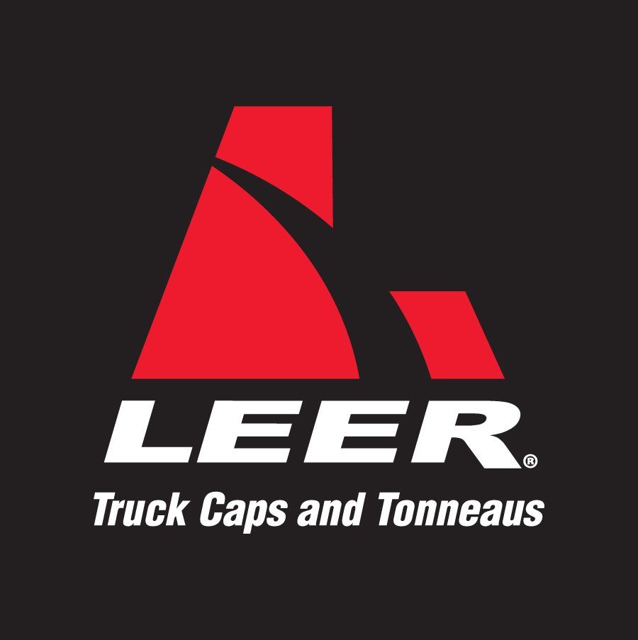 Used LEER 100RCC Commercial Fiberglass truck cap