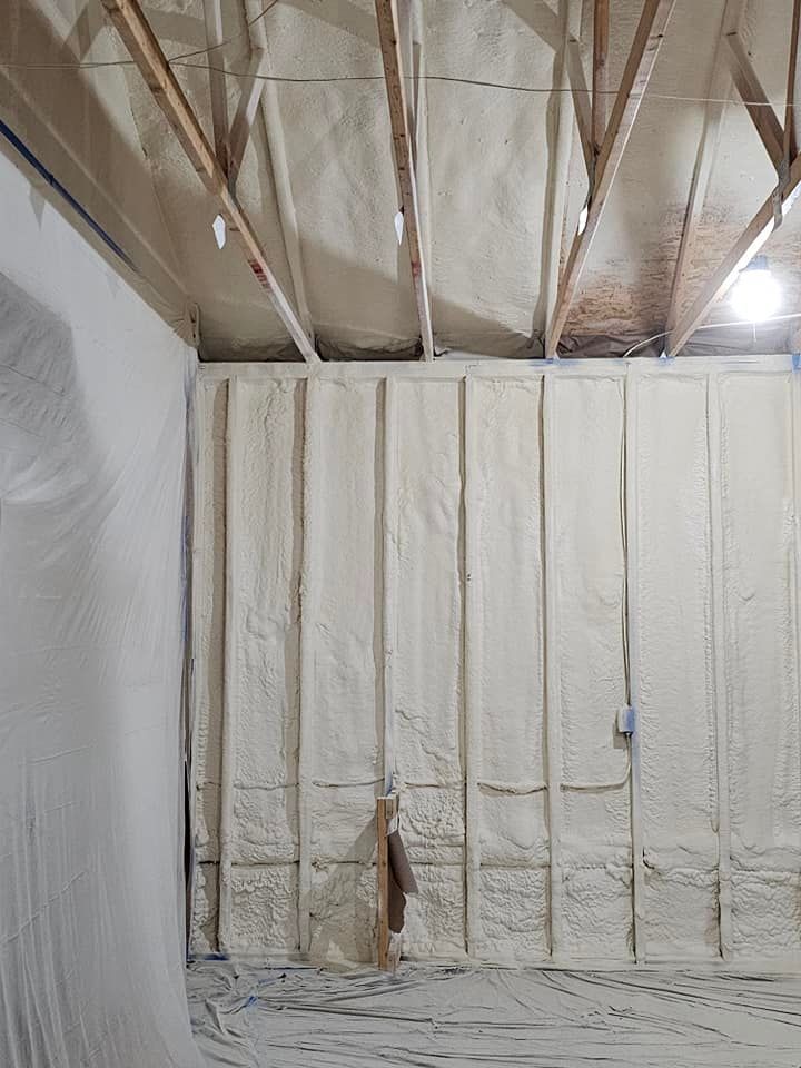 A room with a lot of foam on the walls and ceiling.