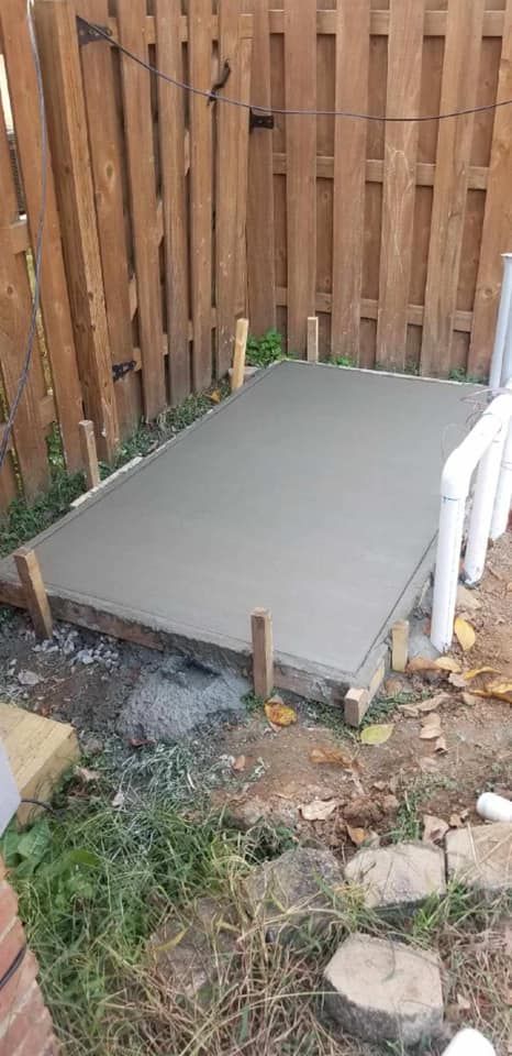 Swimming pool installation