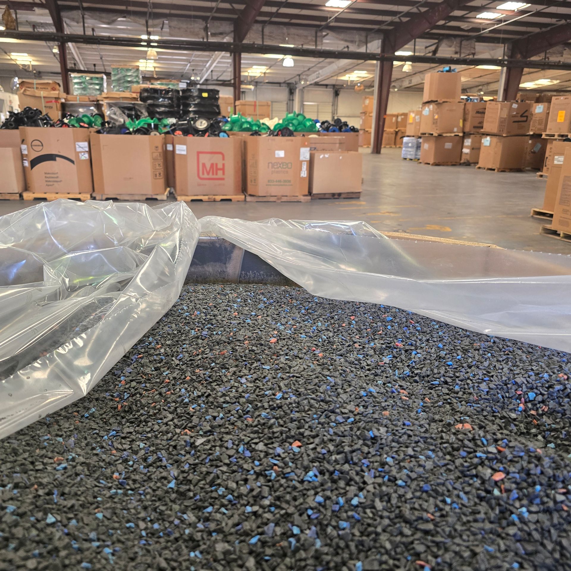 A warehouse filled with lots of boxes