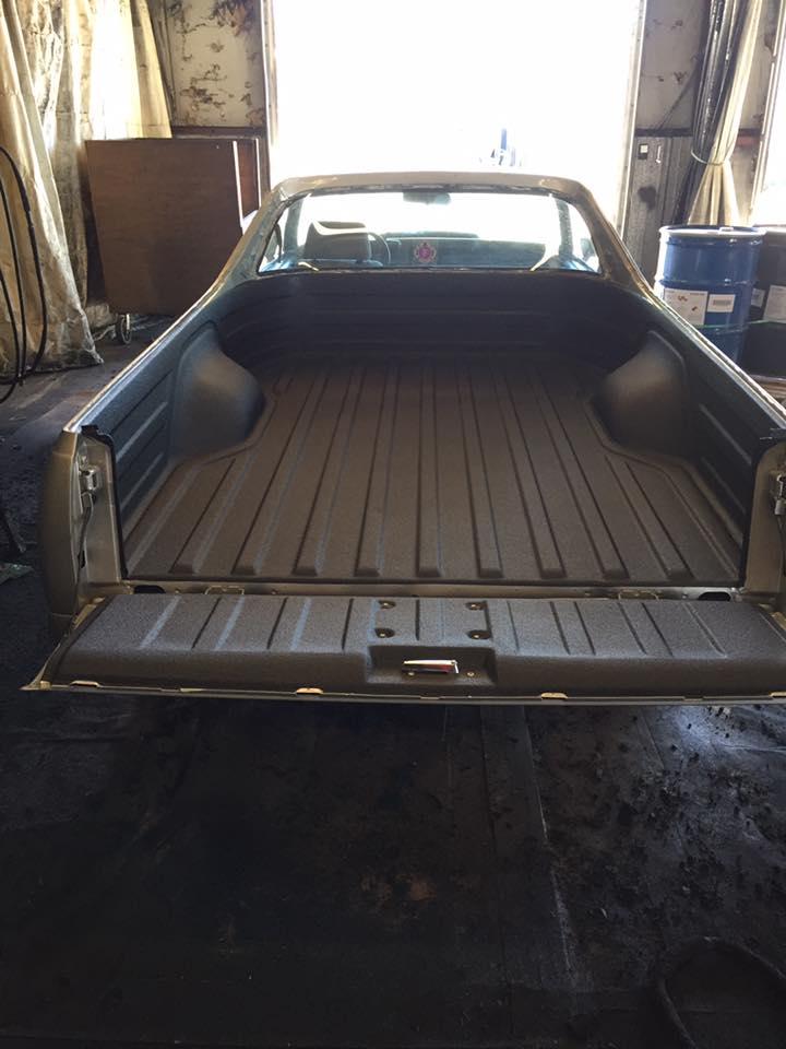 Truck bed liner